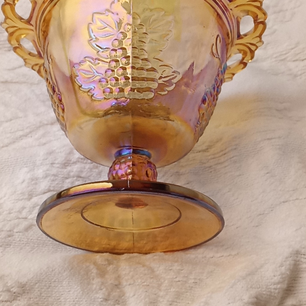 Vintage Carnival Glass Compote - Picture 5 of 7